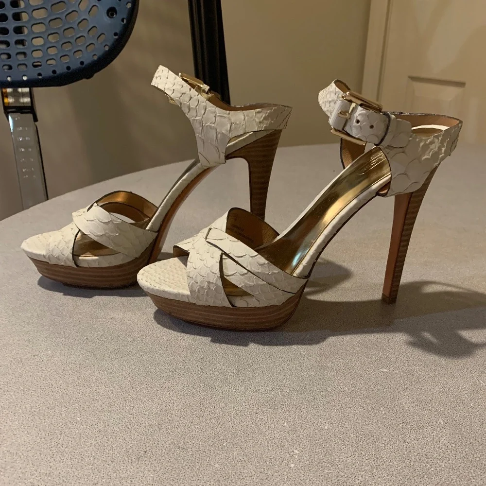Coach Ivory Snakeprint Leather Platform High Sandals sz 8.5 B